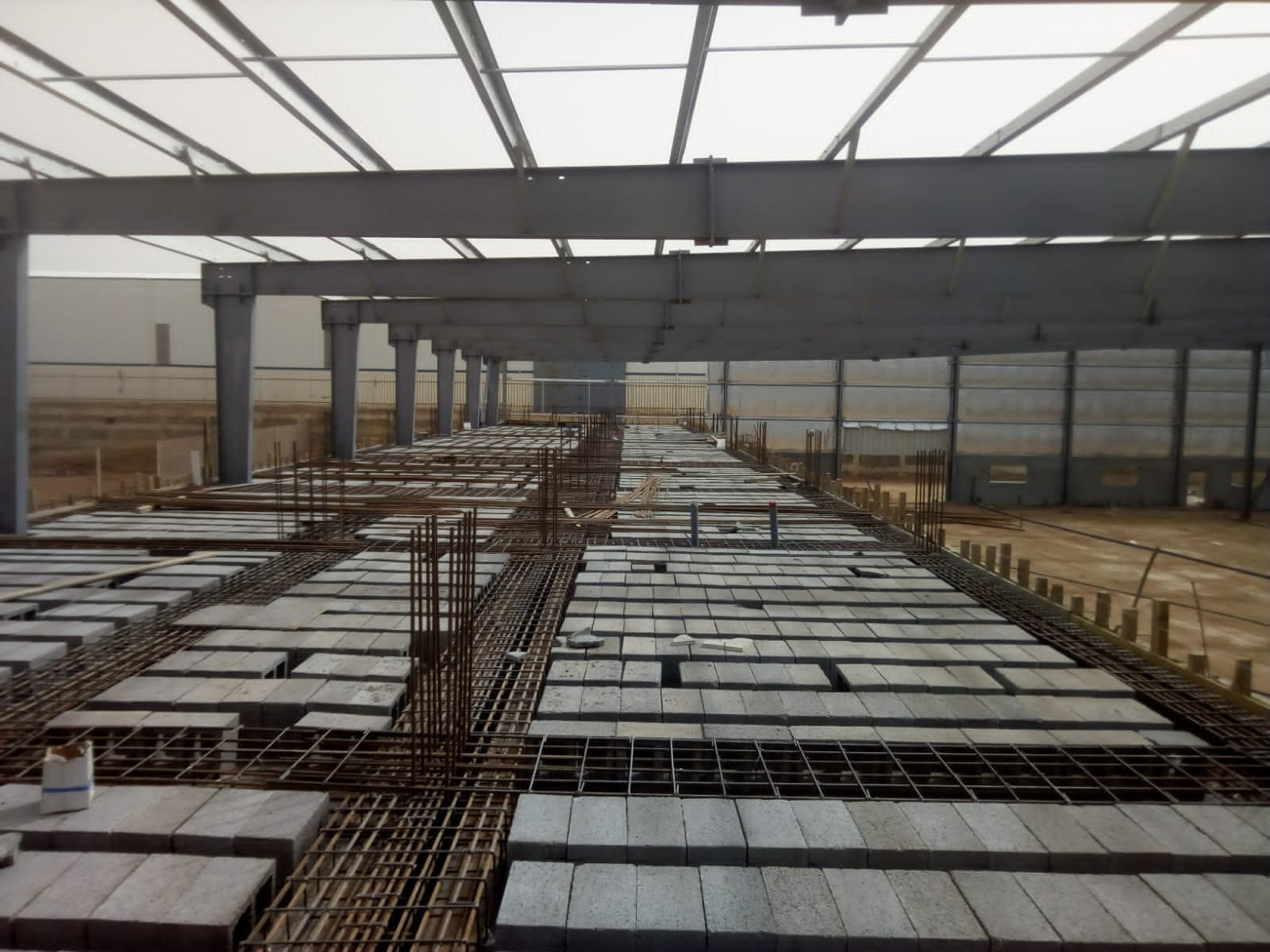 مقاول هناجر